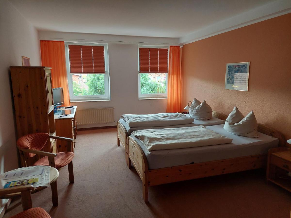 Neustaedter Hof Hotel Garni นอยชตัดท์ อัม รูเบนแบร์เกอ ภายนอก รูปภาพ